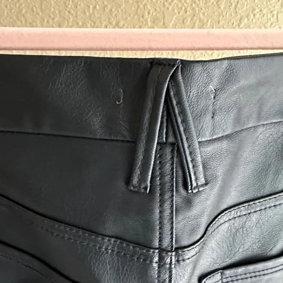Good American Black Faux Leather Pants - Picture 6 of 7
